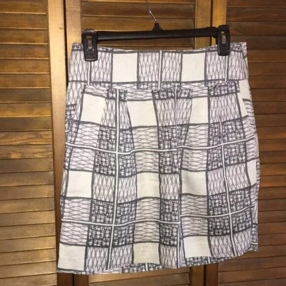 Banana Republic Skirt - Picture 1 of 4